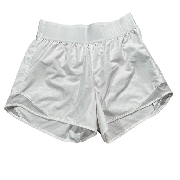 Lululemon Hotty Hot Short 4" *Logo - Picture 4 of 8